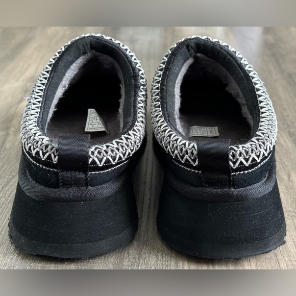 Ugg Tazz Tasman Platform Slippers Black Size 8 EUC! - Picture 12 of 16